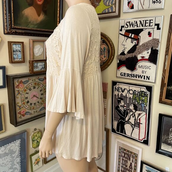 Torrid Off-White Super Soft Knit Lace Detail Wide Neck Tunic Size 3 - Picture 4 of 6